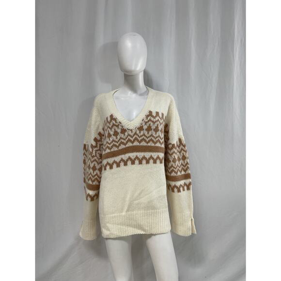 Favorite Daughter 'The Winter William' White Merino Wool Blend V Neck Sweater - Picture 2 of 5